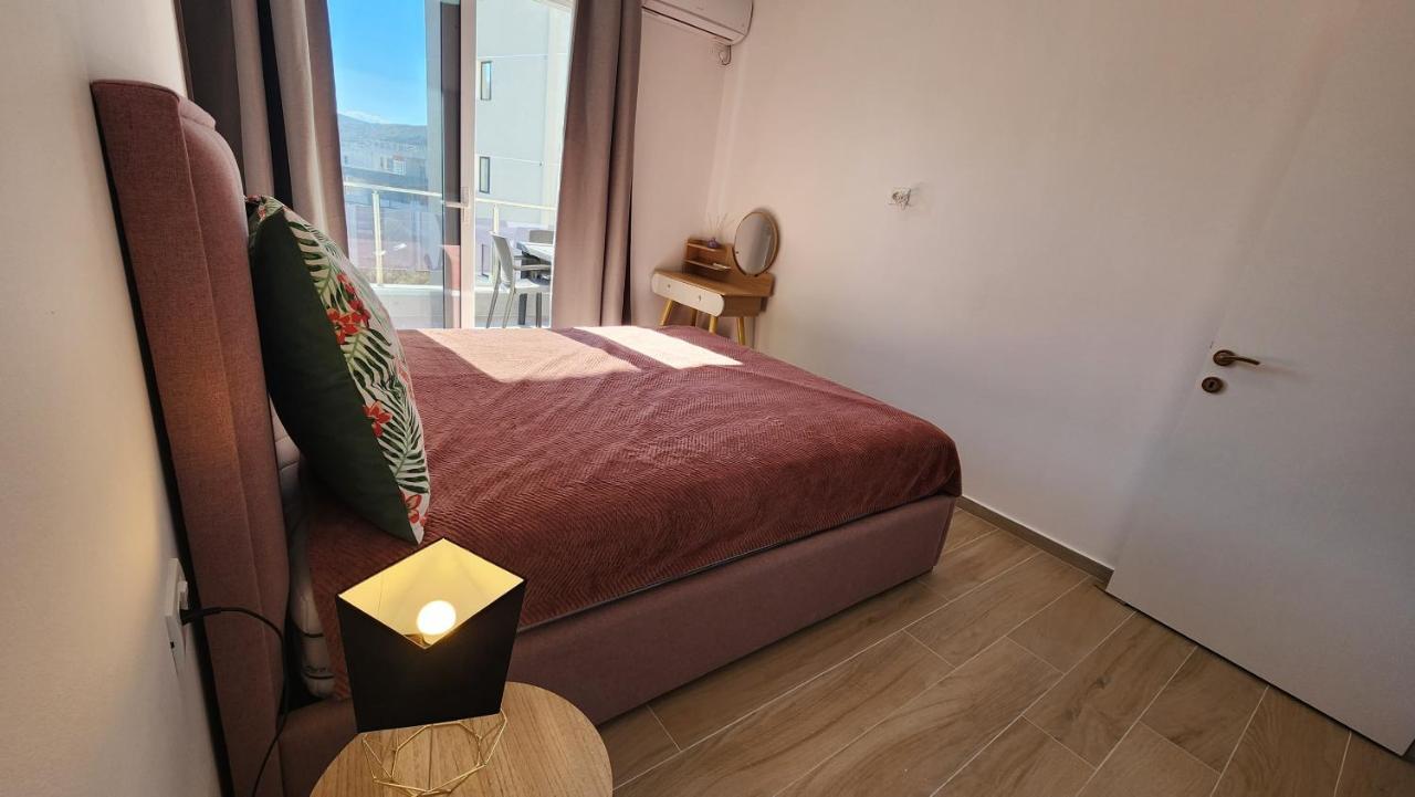 Jusal Sea View Apartment Sarandë Exteriér fotografie